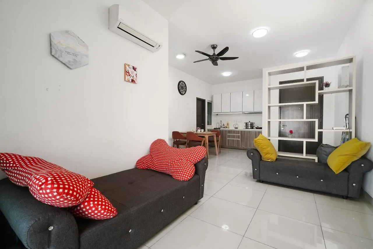 Lovely 2Br Majestic Condo 6 Pax Pool View Ipoh Malaysia